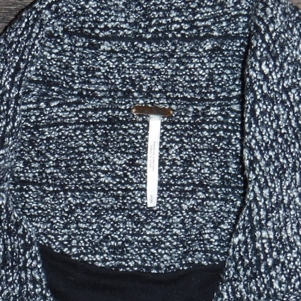 Free People Women's‎ Gray Knit Button Front Cardigan Sweater Jacket - Picture 7 of 11